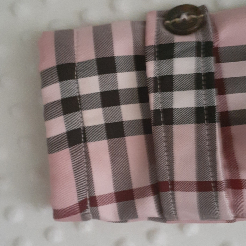 Burberry coat - Picture 10 of 12